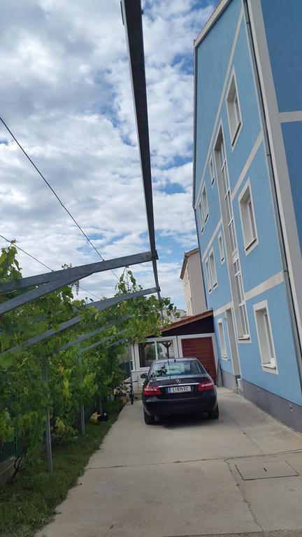 Apartments Villa Karlo Kastela Dış mekan fotoğraf