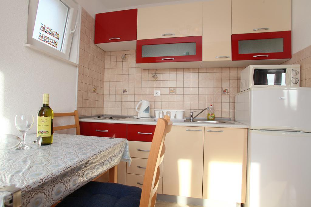 Apartments Villa Karlo Kastela Dış mekan fotoğraf