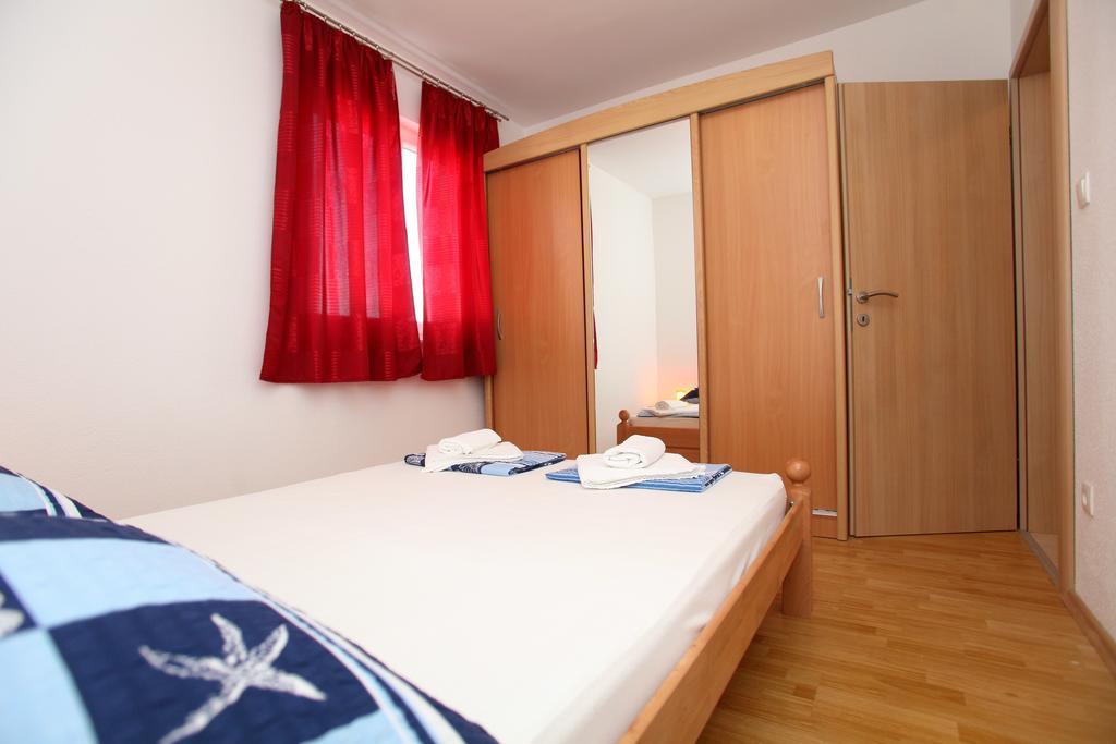 Apartments Villa Karlo Kastela Dış mekan fotoğraf