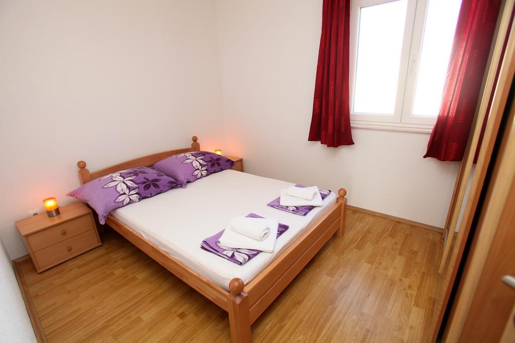 Apartments Villa Karlo Kastela Dış mekan fotoğraf