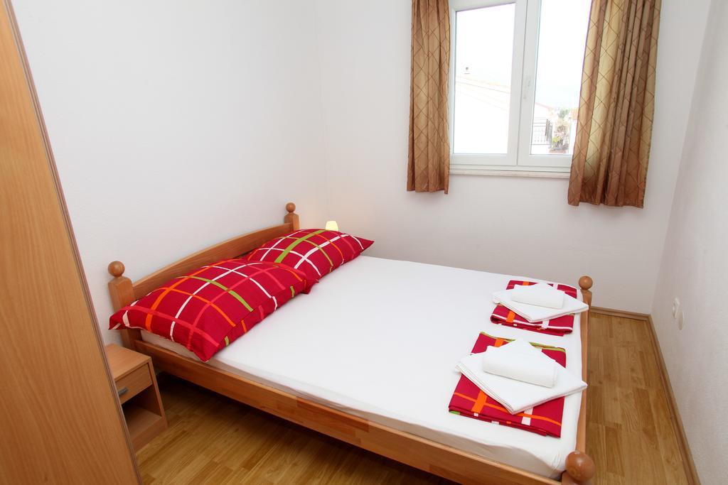 Apartments Villa Karlo Kastela Dış mekan fotoğraf